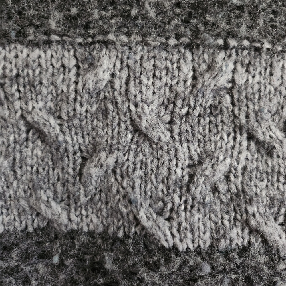 Ruby Moon Sweater - Picture 4 of 13